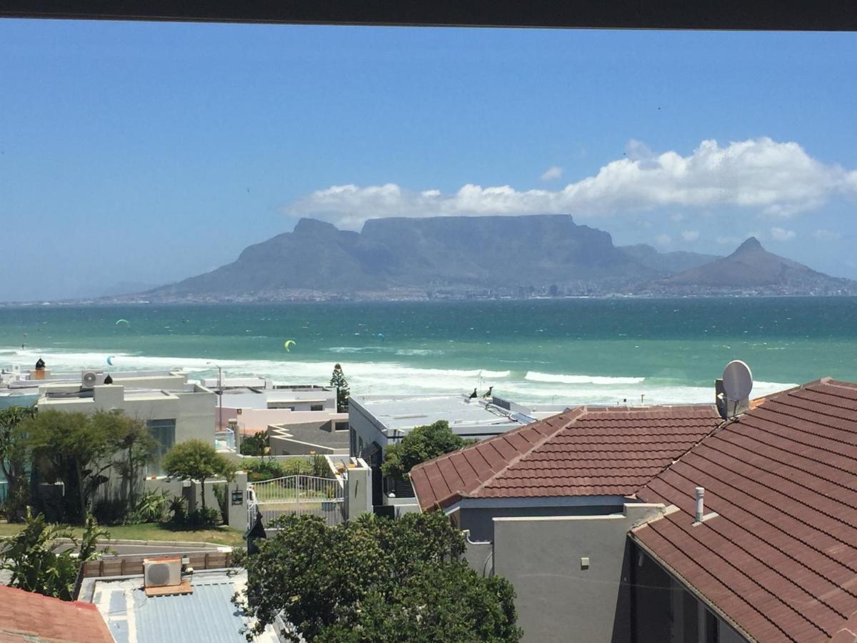 Gull On The Bay Boutique Guest House Bloubergstrand Exterior foto